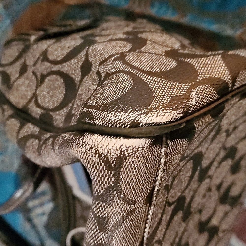 Coach Handbag - Picture 11 of 15